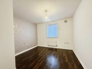 Bedroom- click for photo gallery